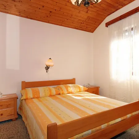 By The Sea Brna, Korcula - 9187 *