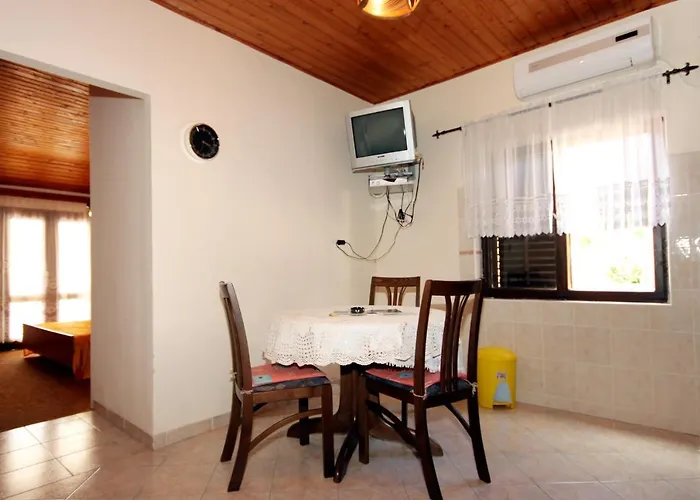 By The Sea Brna, Korcula - 9187