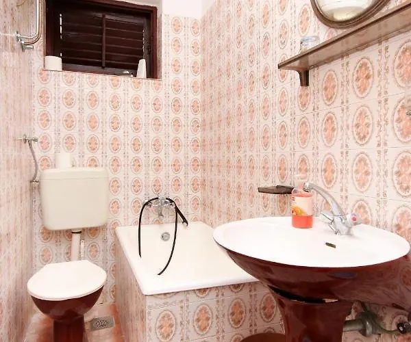 By The Sea Brna, Korcula - 9187 *